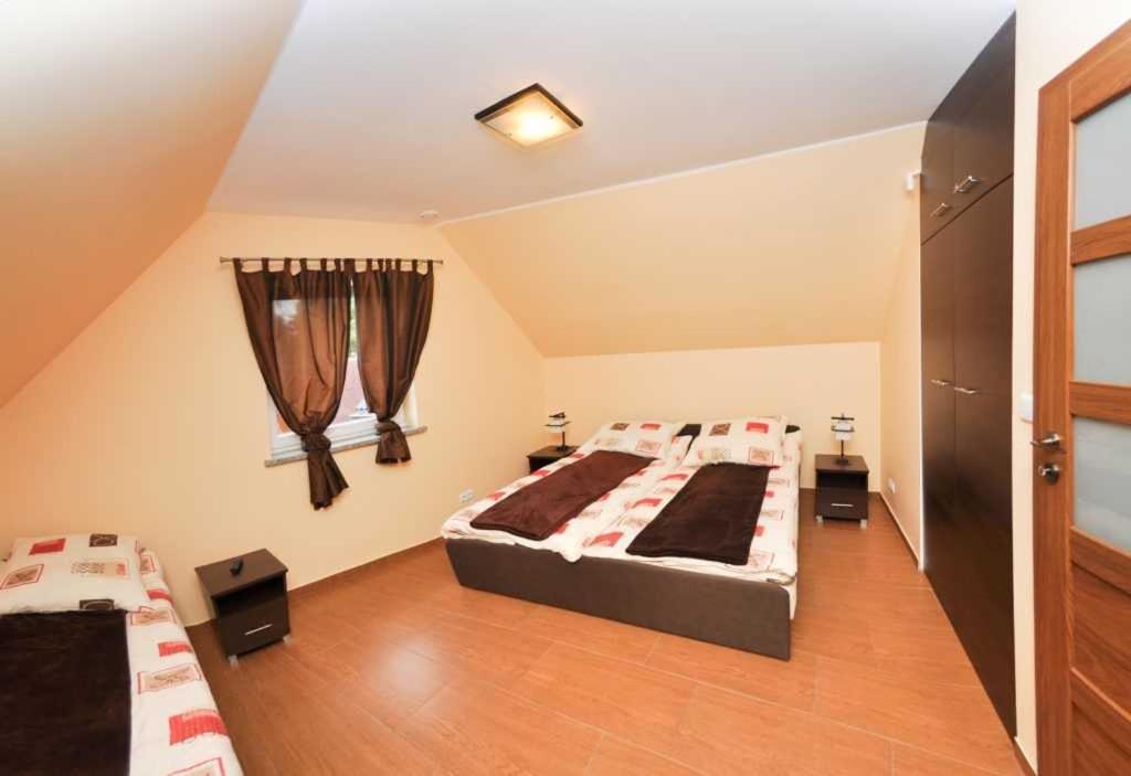 Ferienhaus Holiday Home Domki Raj Jarosławiec Kültér fotó