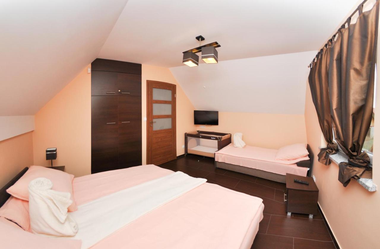 Ferienhaus Holiday Home Domki Raj Jarosławiec Kültér fotó