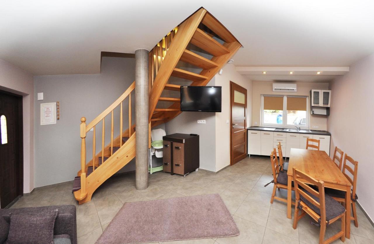 Ferienhaus Holiday Home Domki Raj Jarosławiec Kültér fotó