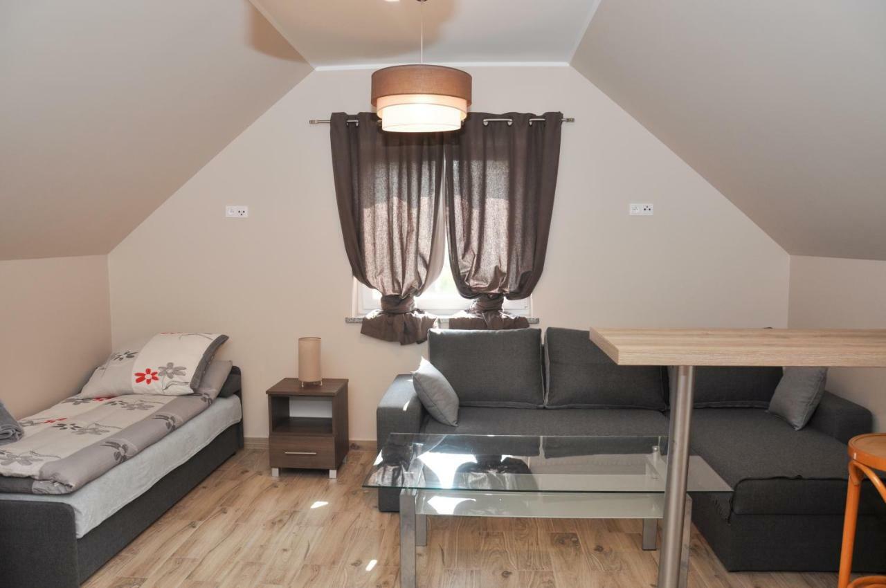 Ferienhaus Holiday Home Domki Raj Jarosławiec Kültér fotó